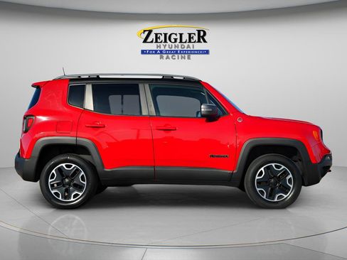 Used 2015 Jeep Renegade Trailhawk image 8