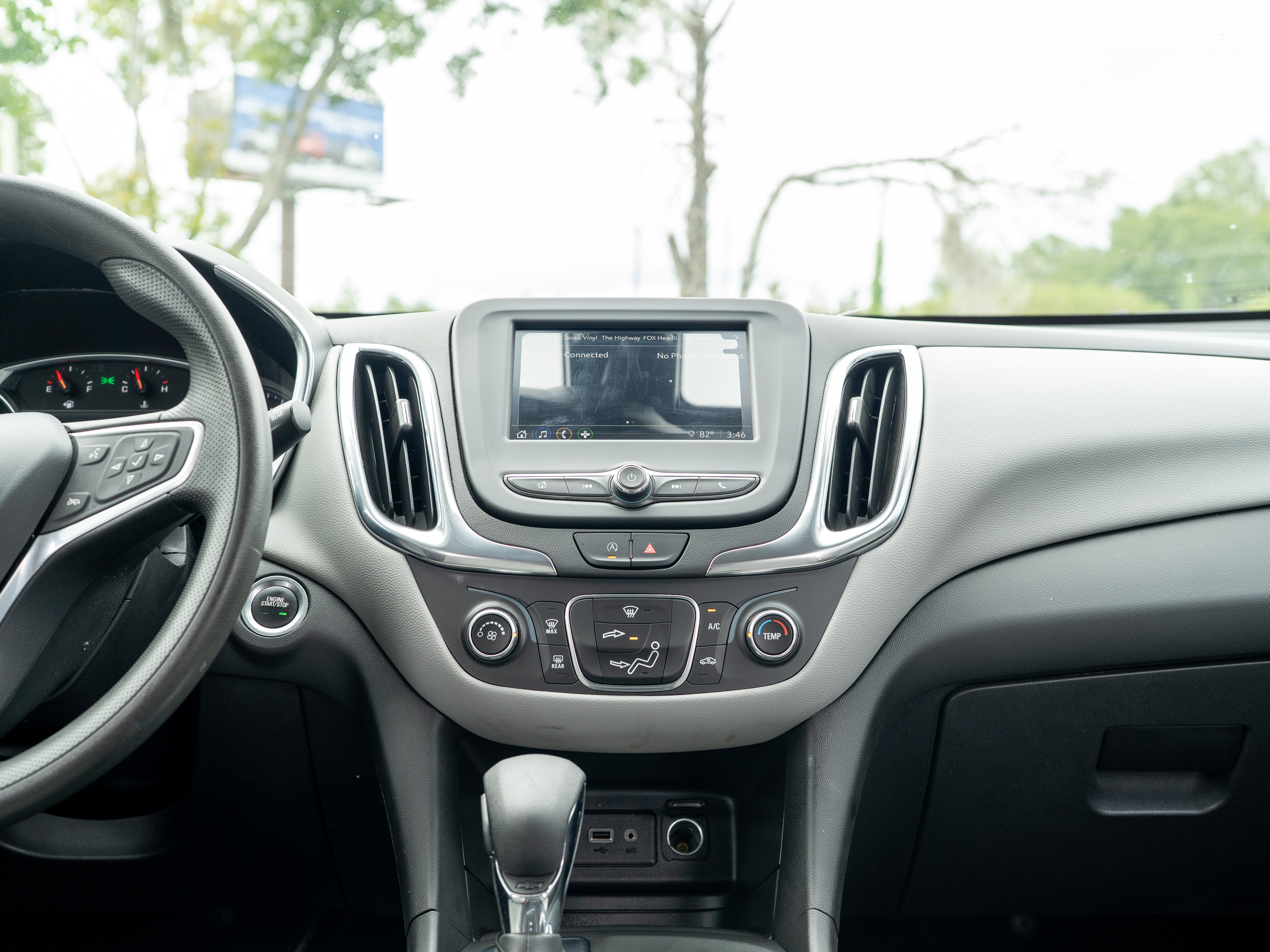 Used 2022 Chevrolet Equinox LS w/ LS Convenience Package FWD image 25