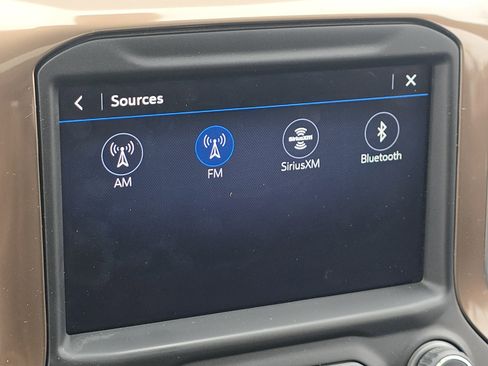 Used 2019 Chevrolet Silverado 1500 High Country image 22