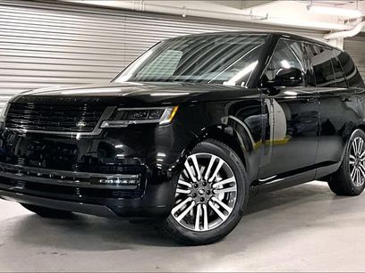 New 2025 Land Rover Range Rover SE