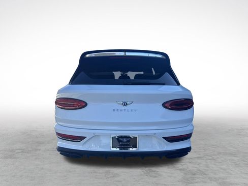 Used 2022 Bentley Bentayga S image 9