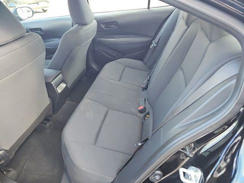 Used 2024 Toyota Corolla LE image 32