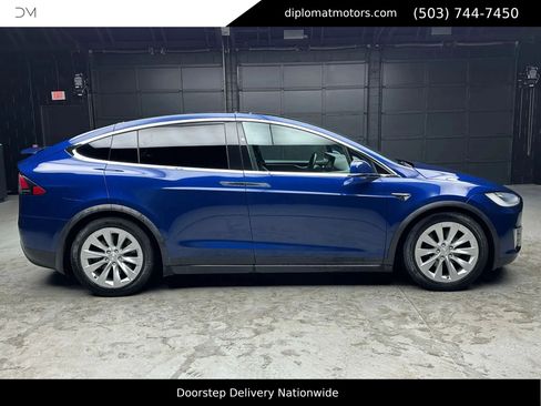 Used 2019 Tesla Model X Long Range image 8