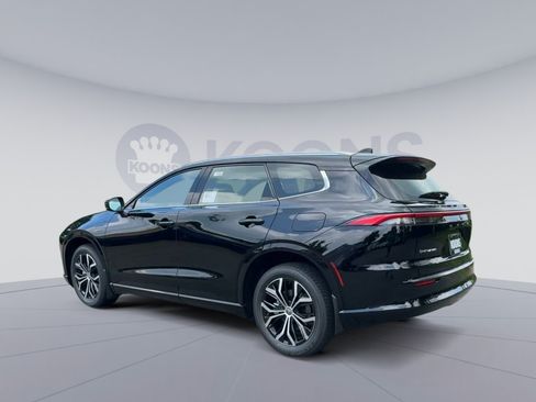 New 2026 Toyota Crown Signia AWD/4WD image 8