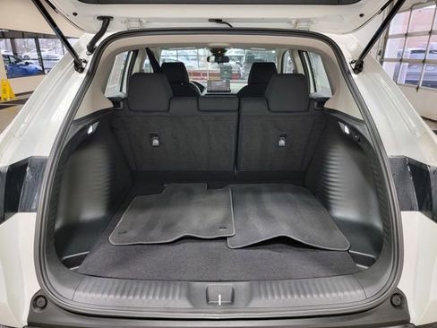 Certified 2025 Honda HR-V LX image 36