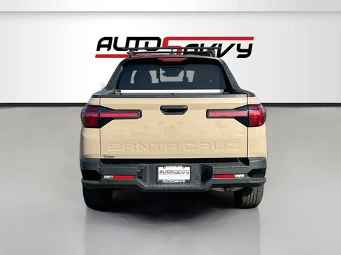 Used 2023 Hyundai Santa Cruz SEL w/ Activity Package AWD/4WD image 6