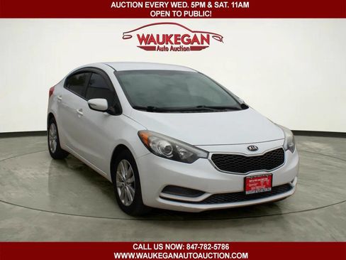 Used 2014 Kia Forte LX w/ Popular Package FWD image 3