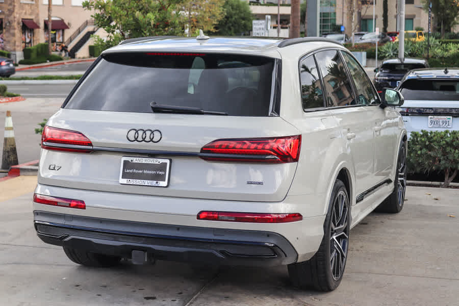 Used 2023 Audi Q7 3.0T Prestige AWD/4WD image 7