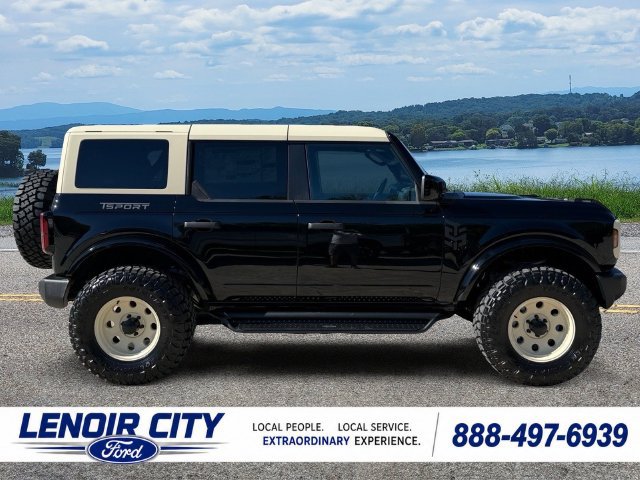 New 2026 Ford Bronco Outer Banks AWD/4WD image 2