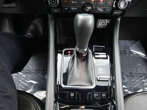 Used 2024 Jeep Compass Trailhawk image 15