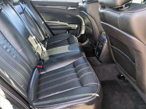 Used 2017 Chrysler 300 S image 21