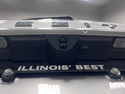 Used 2024 Ford Expedition XLT image 12