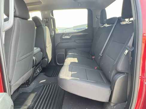 Used 2023 Chevrolet Silverado 1500 RST AWD/4WD image 25