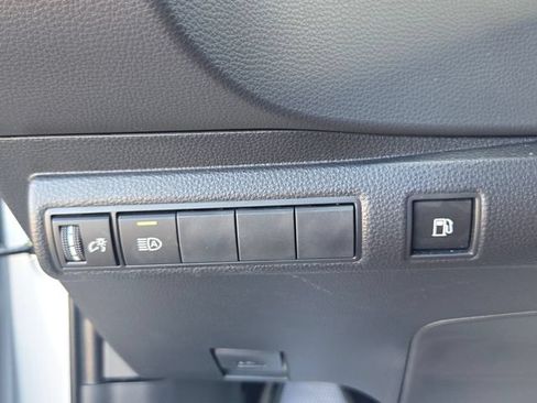 Used 2026 Toyota Corolla LE FWD image 26