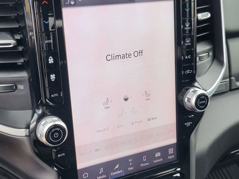 Used 2025 RAM 1500 Big Horn image 17