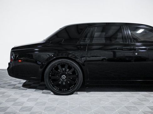 Used 2006 Rolls-Royce Phantom Sedan image 2