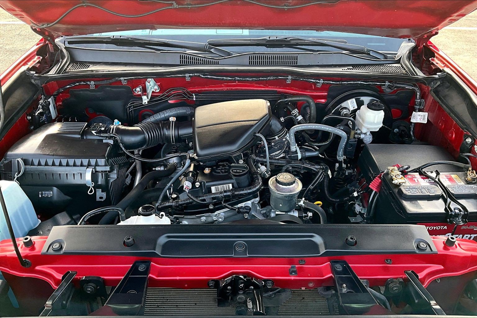 Used 2022 Toyota Tacoma SR5 w/ SR5 Appearance Package (SM) RWD image 9