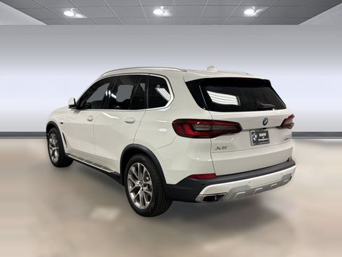 Used 2023 BMW X5 xDrive45e AWD/4WD image 3