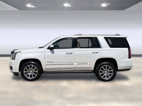 Used 2017 GMC Yukon Denali w/ Open Road Package image 2