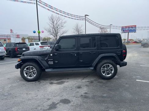 Used 2022 Jeep Wrangler Unlimited Sahara w/ LED Lighting Group image 40