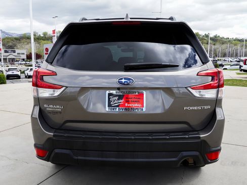 Used 2021 Subaru Forester Premium w/ Popular Package #1 AWD/4WD image 7