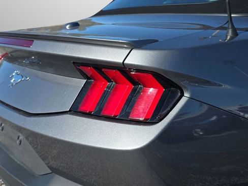 Used 2024 Ford Mustang Premium image 30