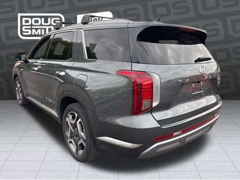 Used 2024 Hyundai Palisade Limited AWD/4WD image 3