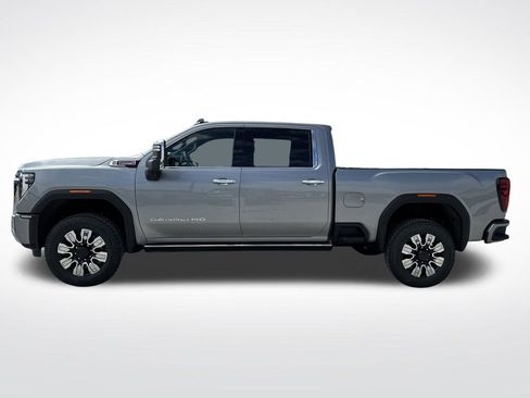 New 2026 GMC Sierra 2500 Denali w/ Denali Reserve Package AWD/4WD image 4