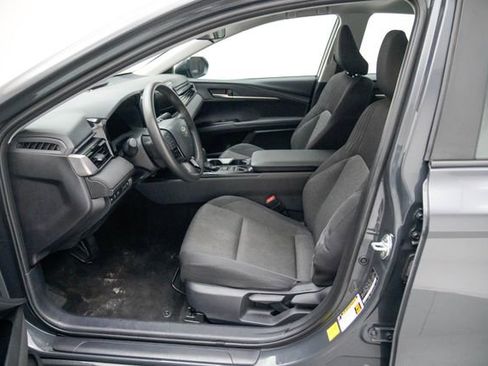 Used 2025 Toyota Camry LE FWD image 15