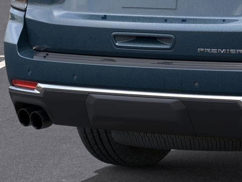 New 2026 Chevrolet Suburban Premier RWD image 39