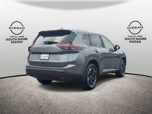 Certified 2026 Nissan Rogue SV AWD/4WD image 5