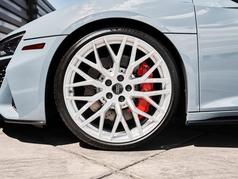 Used 2020 Audi R8 V10 AWD/4WD image 3