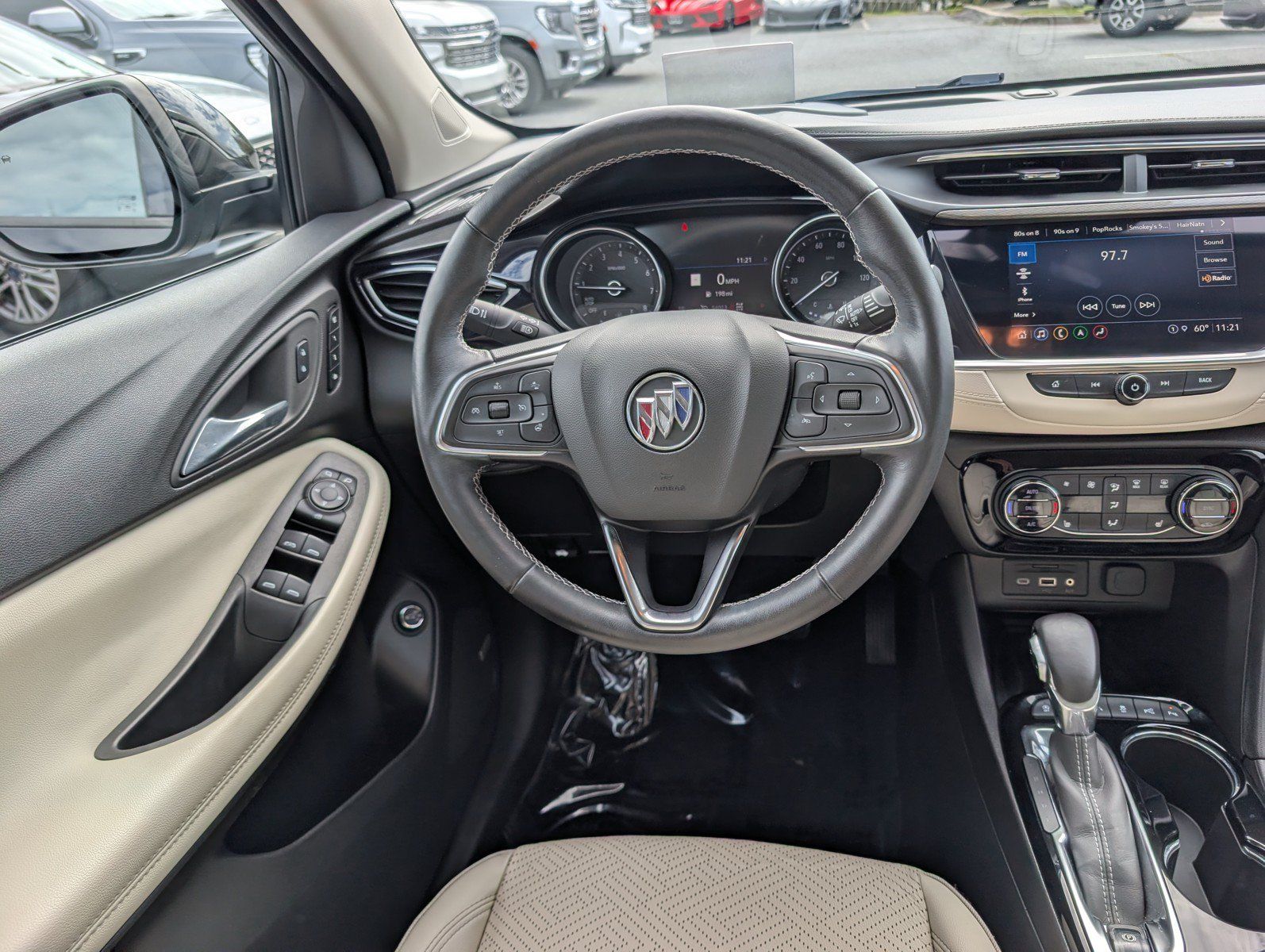 Used 2022 Buick Encore GX Essence w/ Advanced Technology Package AWD/4WD image 17