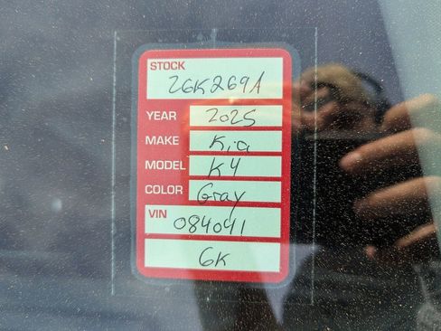 Certified 2025 Kia K4 LXS image 5