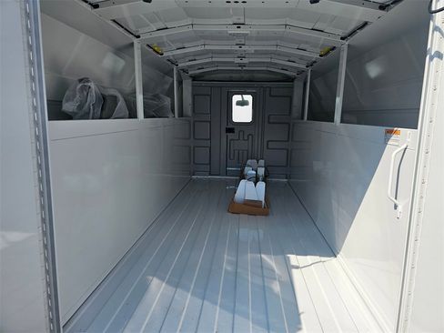 New 2024 Ford E-350 and Econoline 350 Super Duty w/ Power Windows & Locks Group image 18