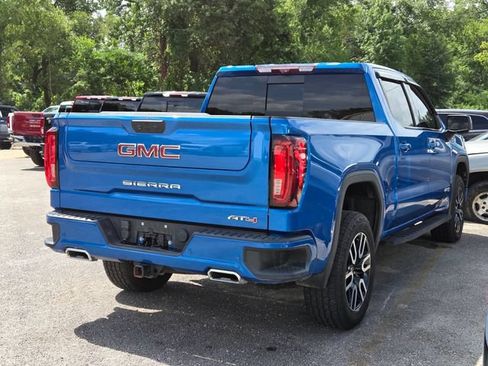 Used 2023 GMC Sierra 1500 AT4 w/ AT4 Premium Package AWD/4WD image 3