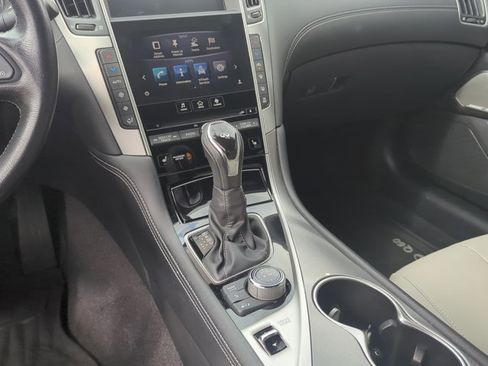 Used 2018 INFINITI Q60 3.0t Luxe w/ Sensory Package 3.0T Luxe image 15