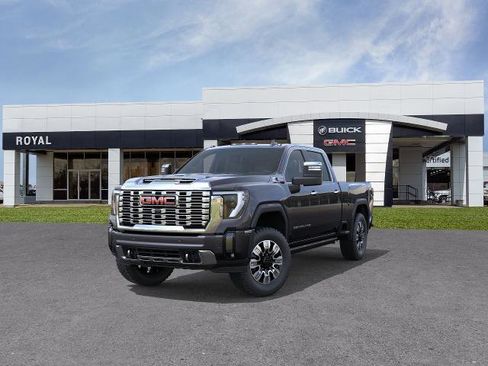 New 2026 GMC Sierra 2500 Denali w/ Technology Package AWD/4WD image 8