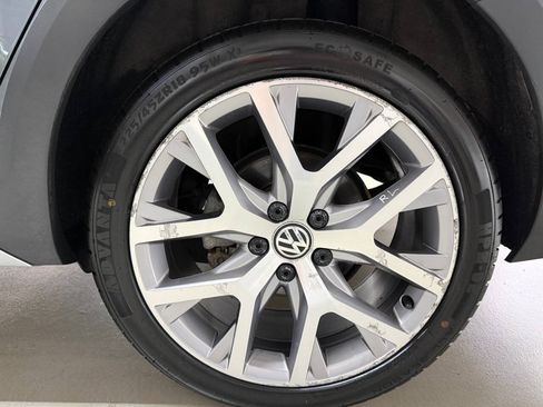 Used 2018 Volkswagen Golf Alltrack AWD/4WD image 31