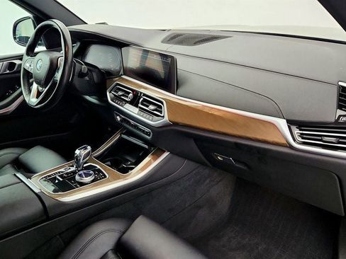 Used 2022 BMW X5 xDrive40i w/ Premium Package image 25