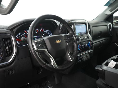 Used 2022 Chevrolet Silverado 1500 LT AWD/4WD image 25