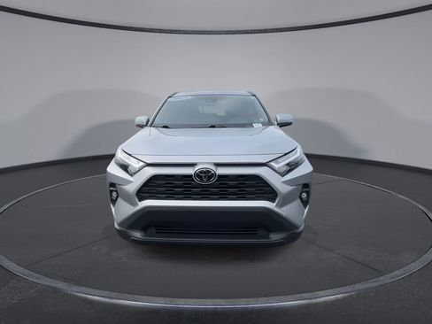 Used 2023 Toyota RAV4 XLE Premium FWD image 4