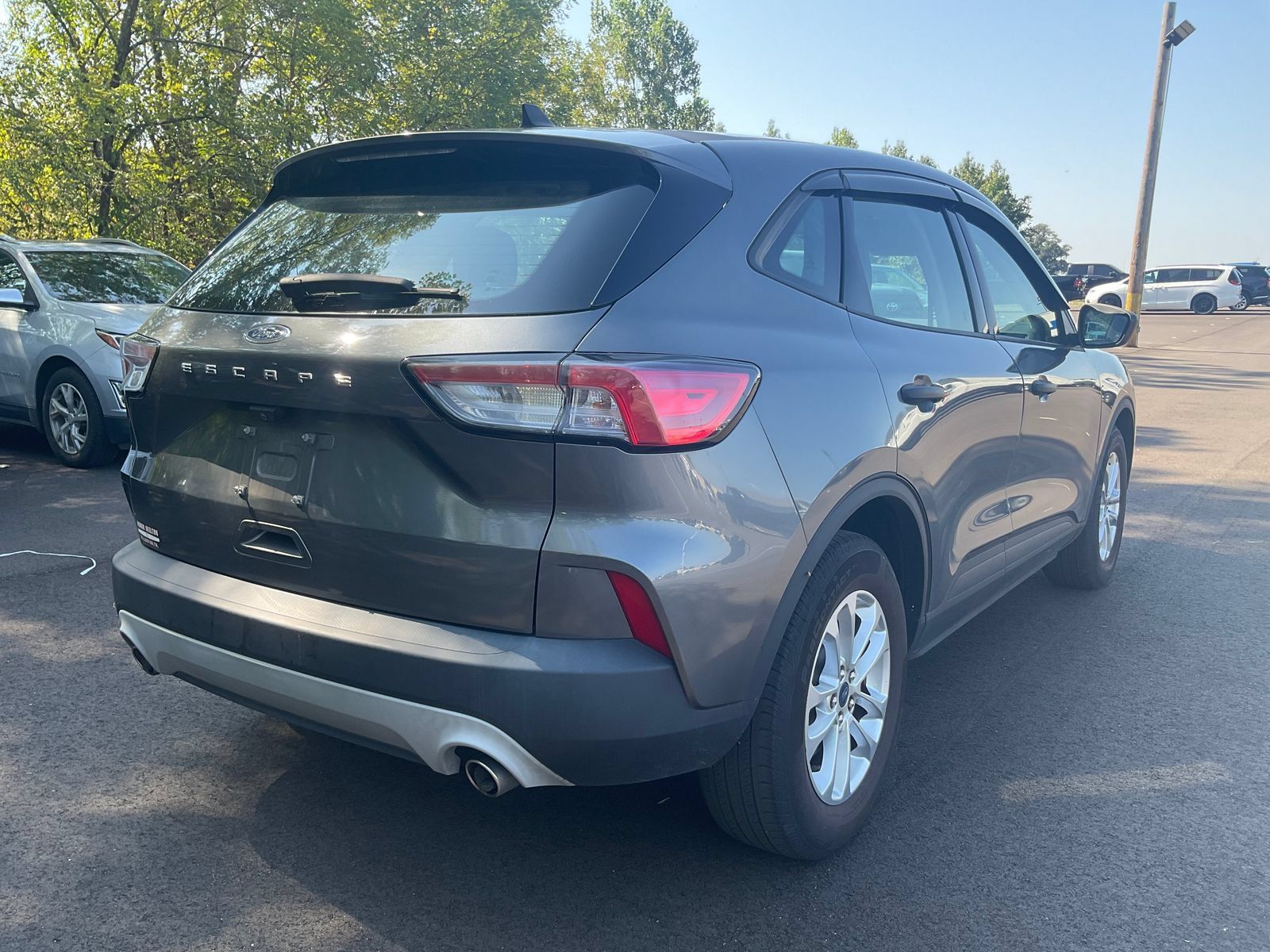Used 2022 Ford Escape S FWD image 4