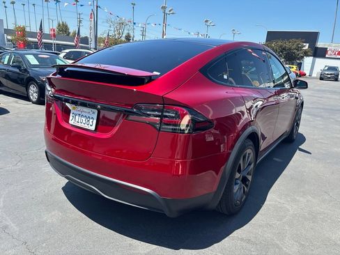Used 2023 Tesla Model X AWD/4WD image 4