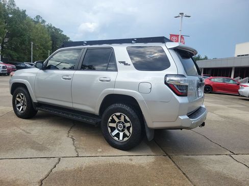 Used 2021 Toyota 4Runner TRD Off-Road Premium AWD/4WD image 3