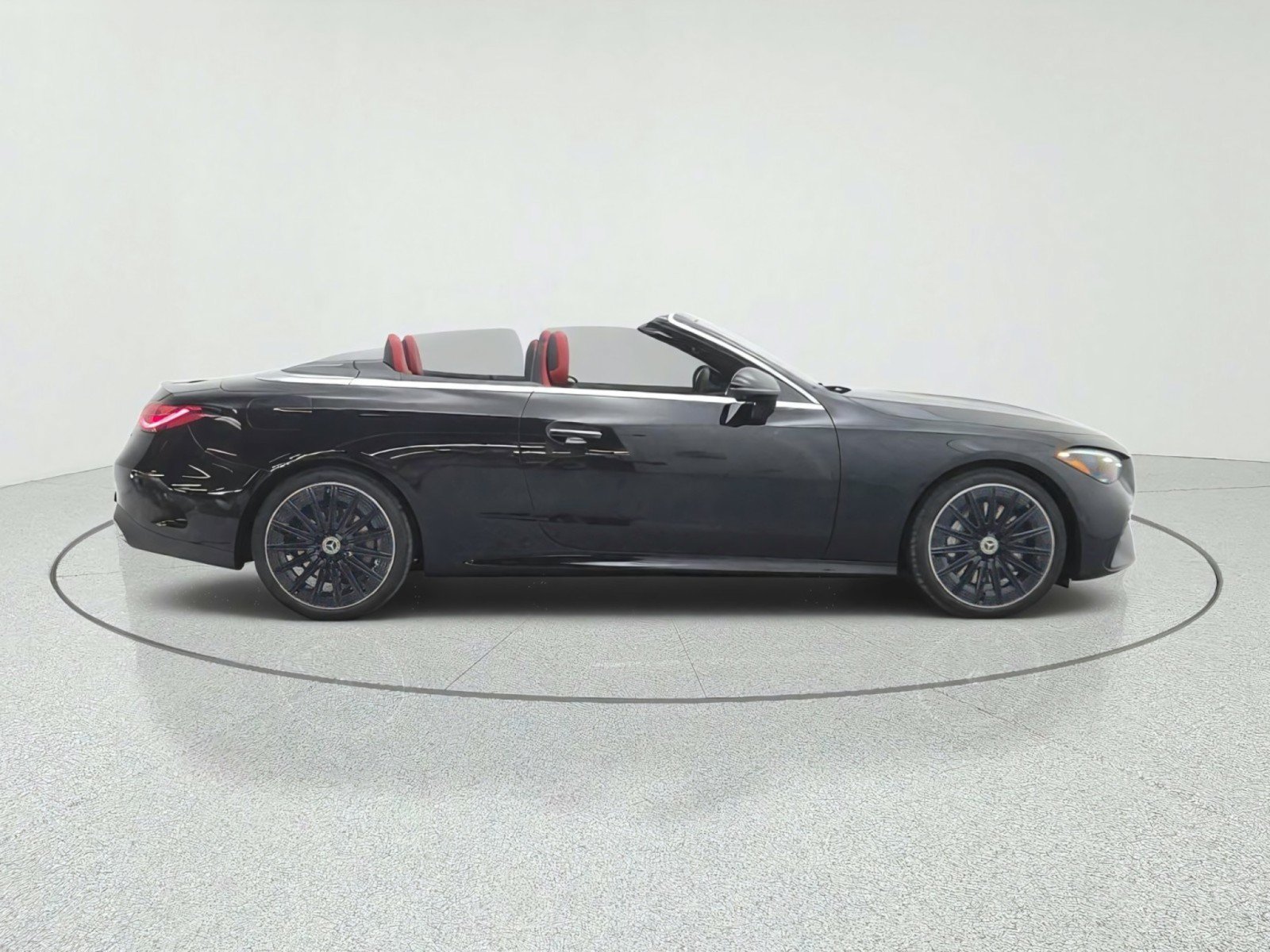 New 2027 Mercedes-Benz CLE 450 4MATIC Cabriolet image 4