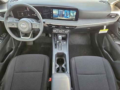 Used 2026 Nissan Kicks S image 17