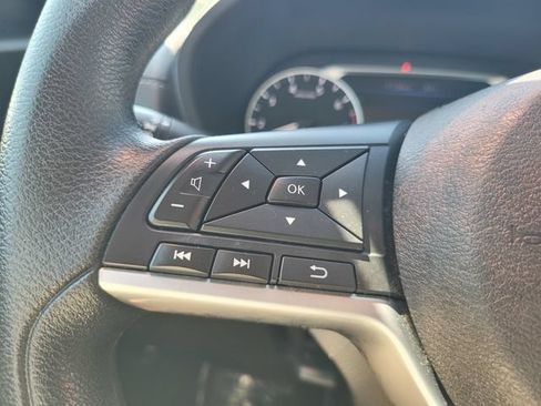 Certified 2024 Nissan Sentra SV FWD image 28