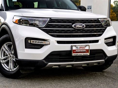 Used 2023 Ford Explorer XLT w/ Equipment Group 202A image 3