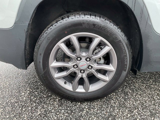Used 2024 GMC Terrain SLT AWD/4WD image 26